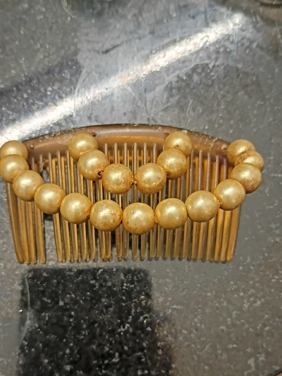 Accessories - Gold Beaded Hair Comb - Elegant Women's Hair Accessory